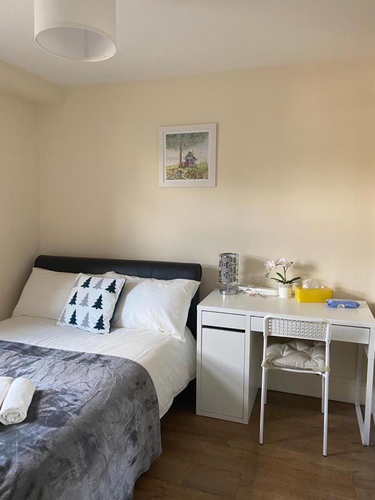 Lovely Private Rooms In Camden, Central London Exterior foto